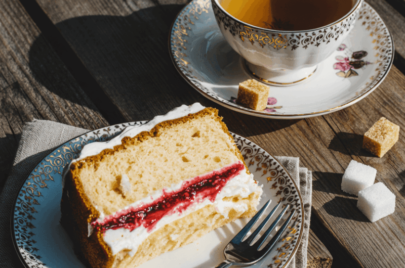 Victoria Sponge Cake